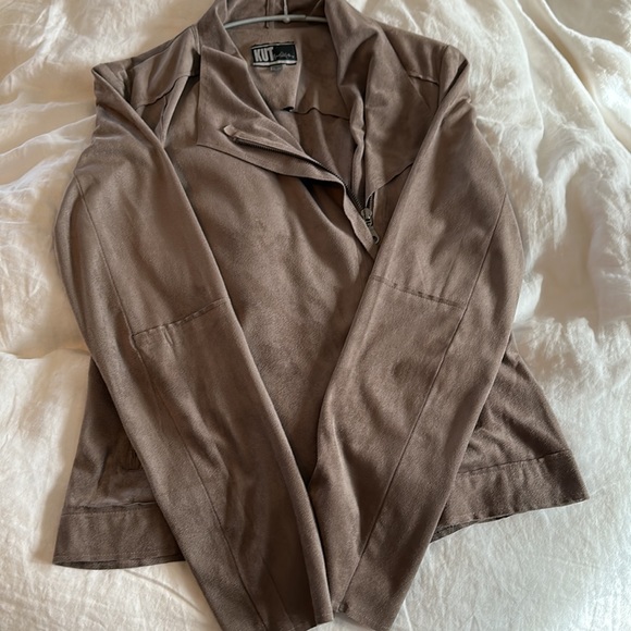 Faux Suede Moto Jacket (Buff) - Picture 3 of 7